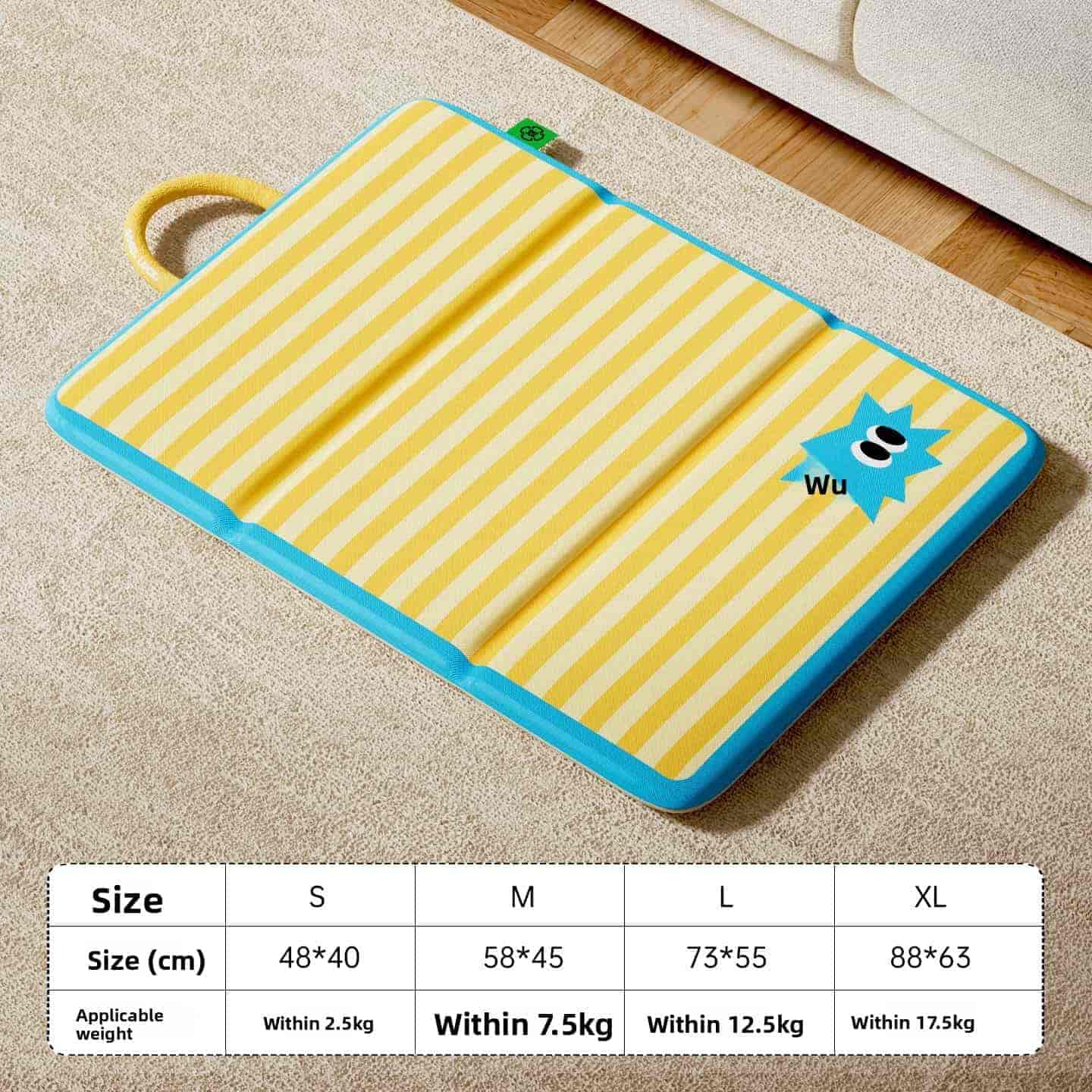 All-Season Foldable Pet Cushion - Moisture-Proof & Anti-Slip Mat for Indoor & Outdoor